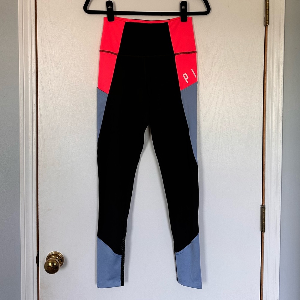 PINK Ultimate Sport Leggings